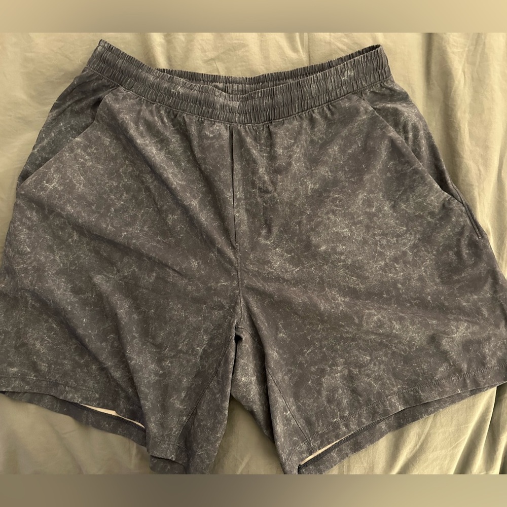 Lululemon Pace Breaker short